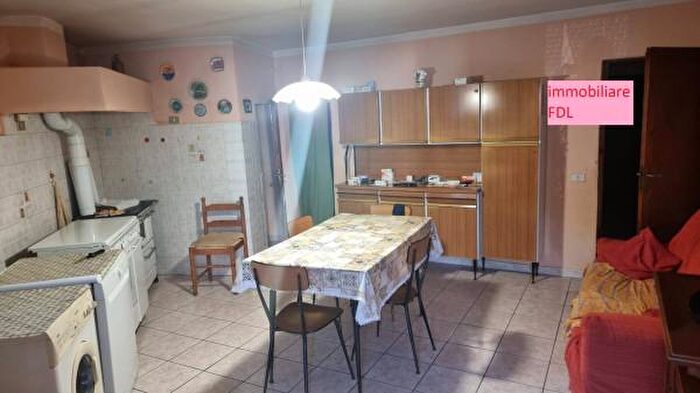Casa con 6 locali in vendita in Via Maggio, Palaia
