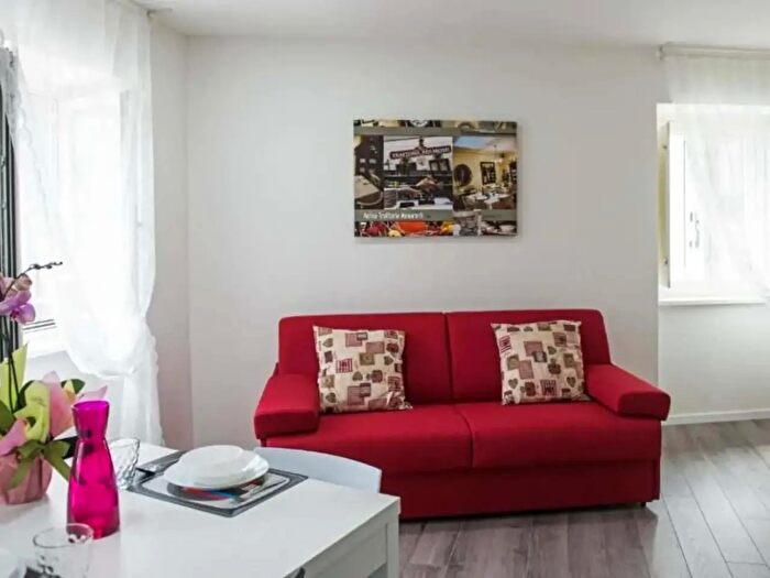 Appartamento monolocale in affitto in Via Mazzini, Trieste