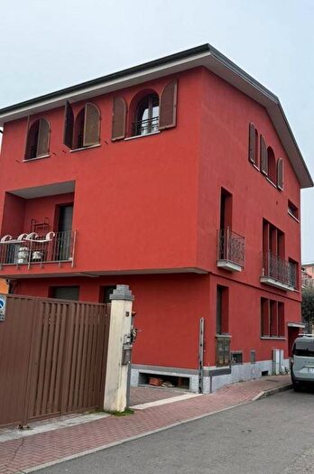 Appartamento quadrilocale in affitto in Via Modena, Romano Banco, Buccinasco