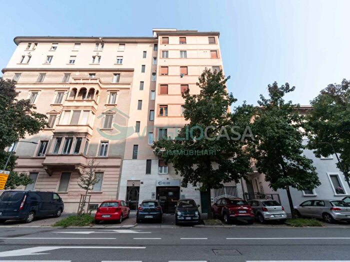 Appartamento monolocale in affitto in Via Giovanni Battista Piranesi, Porta Vittoria, Milano