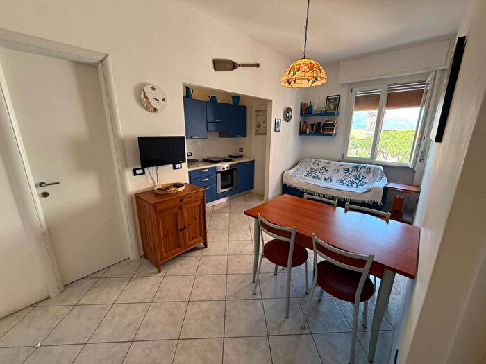 Appartamento bilocale in affitto in Via Pacinotti, Centro, Albenga
