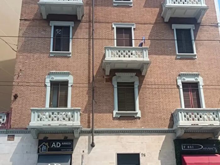 Appartamento bilocale in vendita in Via Monginevro, Torino