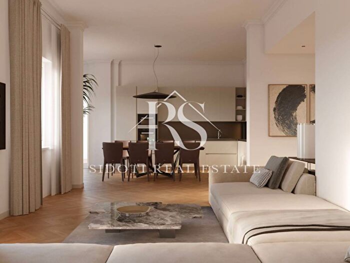 Appartamento con 5 locali in affitto in Viale Andrea Doria, Centrale, Milano