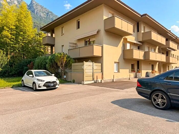 Appartamento trilocale in vendita in Viale Pilati, Riva Del Garda