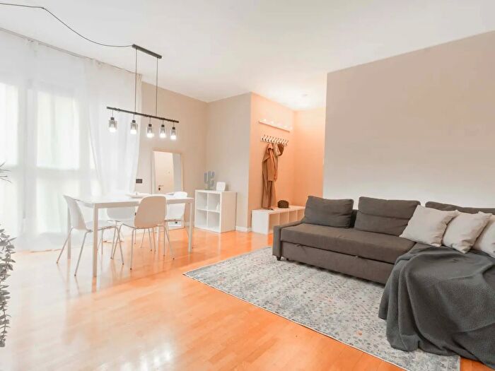 Appartamento monolocale in affitto in Via Pietro Custodi, Milano