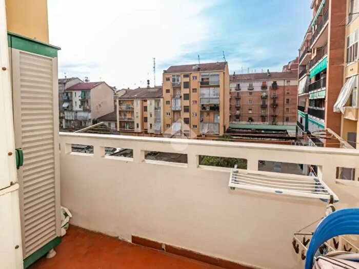 Appartamento bilocale in vendita in Via Balme, Torino
