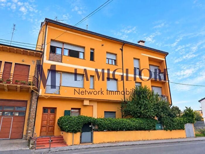 Appartamento bilocale in vendita in Via Roma, Prato