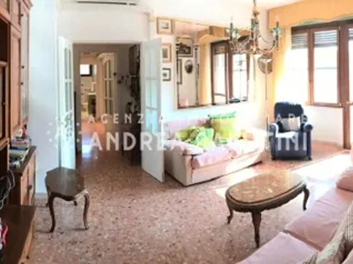 Appartamento trilocale in vendita in Vicolo Il Borghetto, Buti