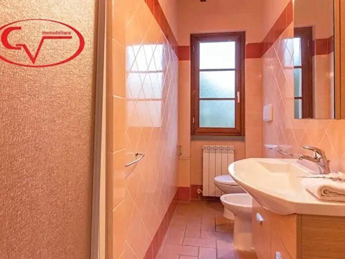 Casa trilocale in vendita in Via Fratelli Cervi, Loro Ciuffenna