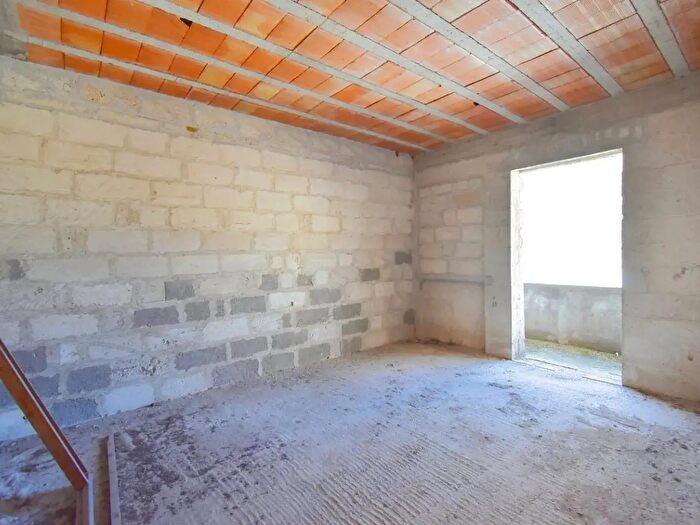 Casa con 6 locali in vendita in Assisi, Copertino