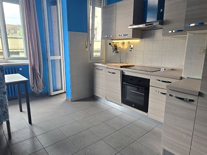 Appartamento trilocale in affitto in Via Pasquale Paoli, Lingotto Nizza Millefonti, Torino