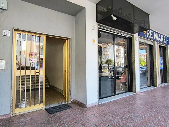 Appartamento trilocale in vendita in Via Francesco Spirito, Giffoni Valle Piana