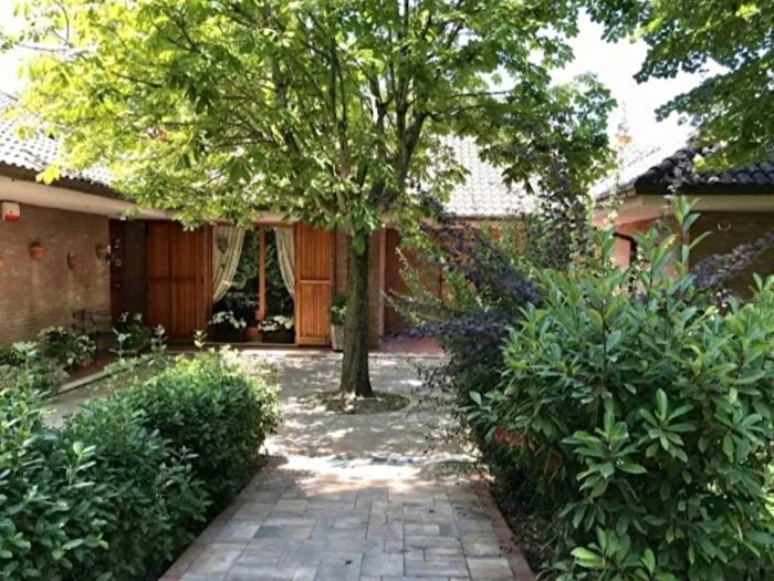 Casa con 5 locali in affitto in STRADA FRAZIONE PATERNO, Casine di Paterno, Ancona