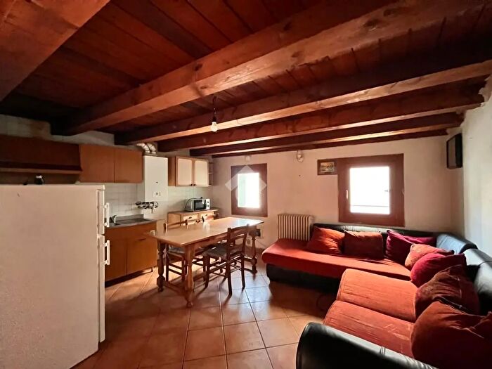 Appartamento trilocale in vendita in Via Castelnuovo, Bassano Del Grappa