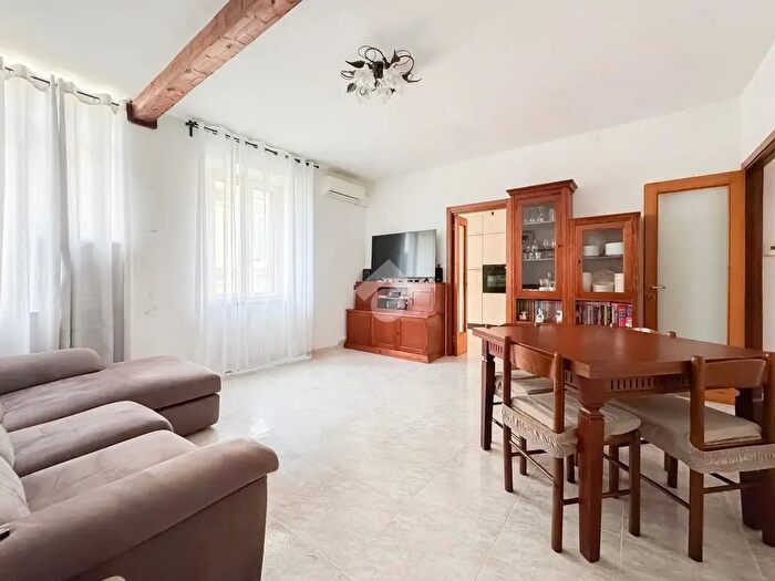 Appartamento quadrilocale in vendita in Via Aldo E Alfredo Grifoni, Chieti