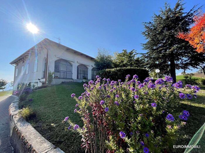 Casa con 15 locali in vendita in Strada Nocciola, Neviano Degli Arduini