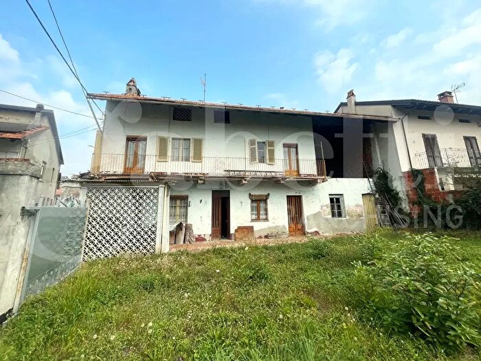 Casa quadrilocale in vendita in Via San Pietro, Caluso