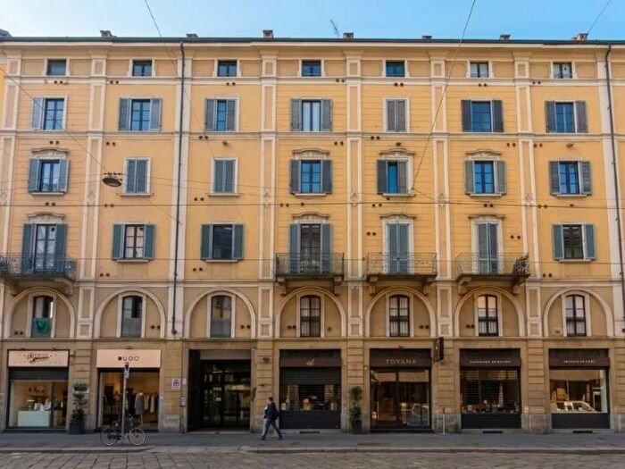 Appartamento monolocale in affitto in via Vigevano, Navigli Darsena, Milano