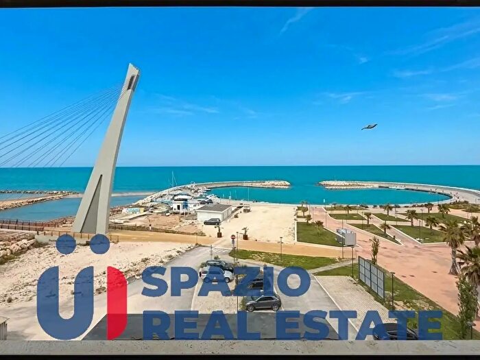 Appartamento quadrilocale in vendita in Via Pola, Francavilla Al Mare