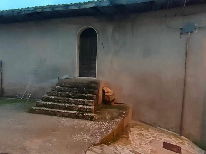 Appartamento con 5 locali in vendita in Via Castello, Bova