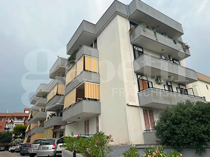 Appartamento trilocale in vendita in Via Lembo, Bari