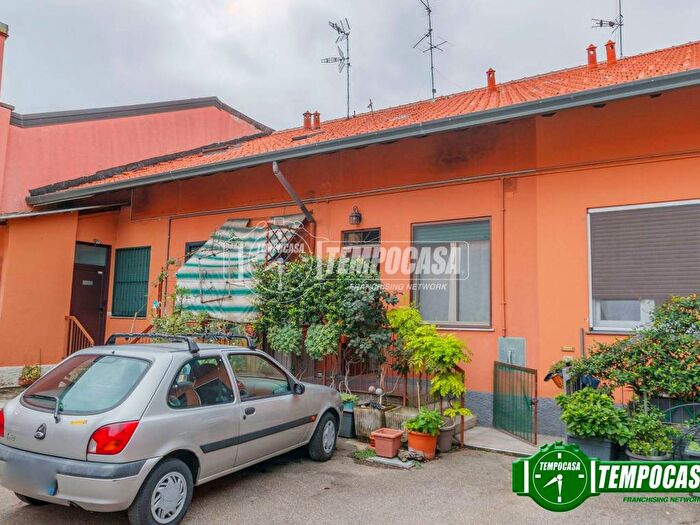 Appartamento bilocale in affitto in Via Sempione, Centro, Pero