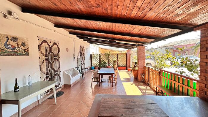 Casa con 9 locali in vendita in Contrada Castellana, Ribera