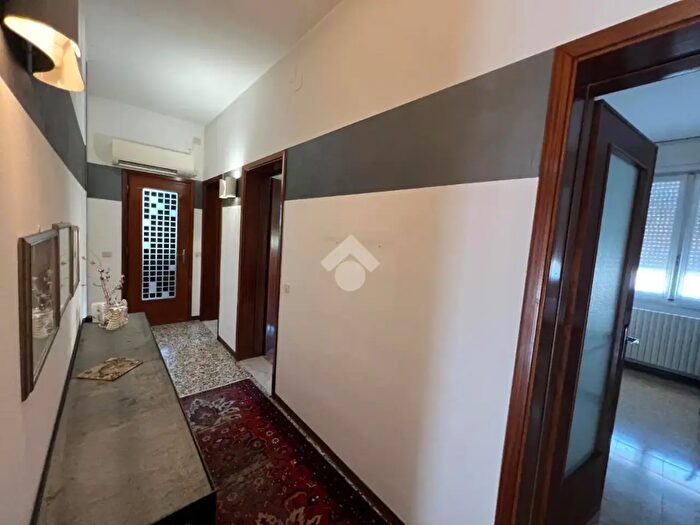 Appartamento quadrilocale in vendita in Via Benedetto Croce, Verolanuova