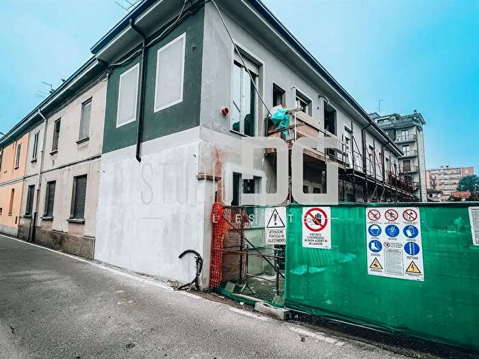 Appartamento trilocale in vendita in Via San Paolo, Cesano Maderno