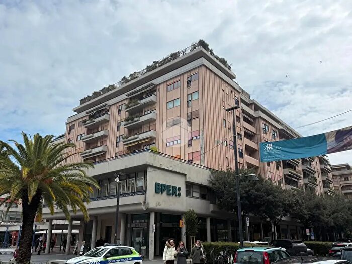 Appartamento quadrilocale in vendita in Piazza della Rinascita, Pescara