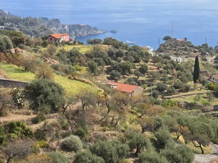Casa con 5 locali in vendita in Cda Mastrissa, Taormina