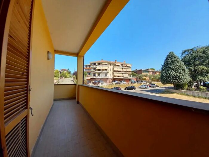 Appartamento quadrilocale in vendita in Viale Giuseppe Verdi, Montecastrilli