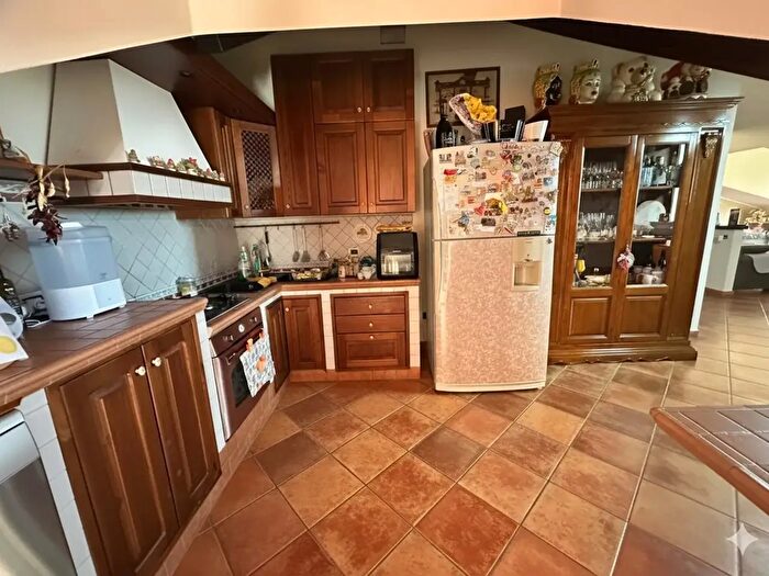 Casa trilocale in vendita in Contrada Cavaliere, Barcellona Pozzo Di Gotto