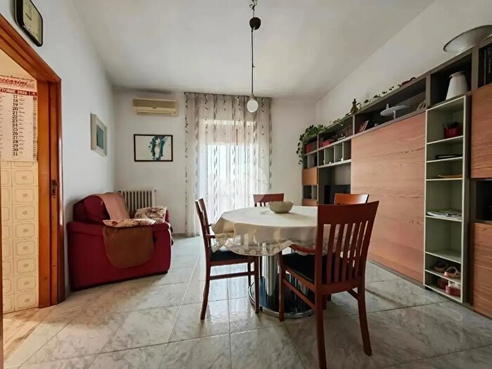 Appartamento quadrilocale in vendita in Via dei Mandorli, Manfredonia
