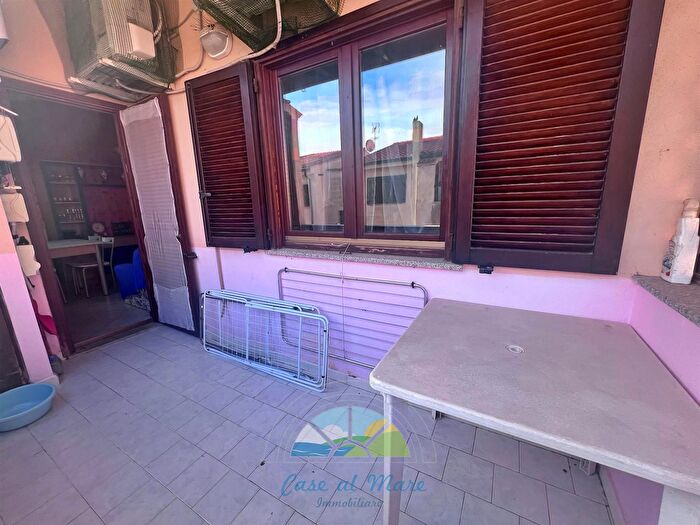 Appartamento trilocale in vendita in La Maddalena