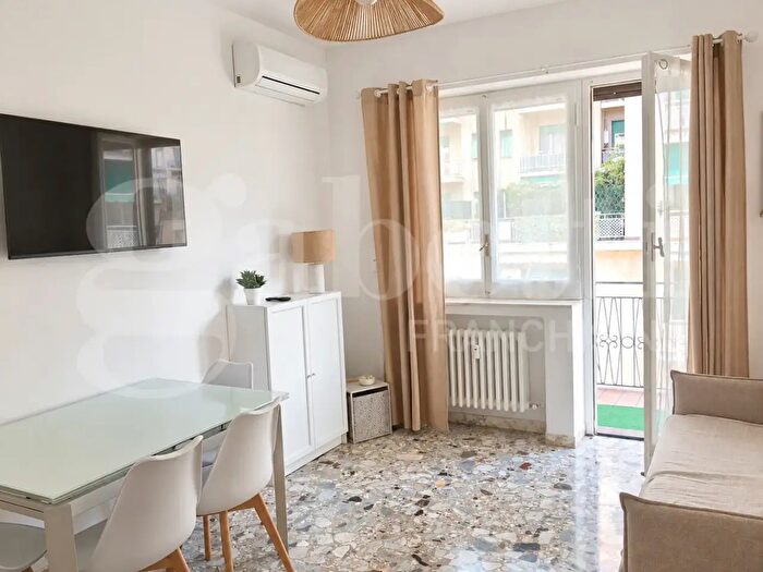 Appartamento bilocale in affitto in Via Pietro Agosti, Sanremo