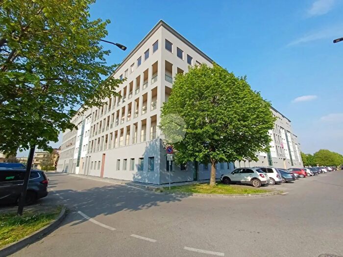 Appartamento bilocale in vendita in Via della Presolana, Brescia