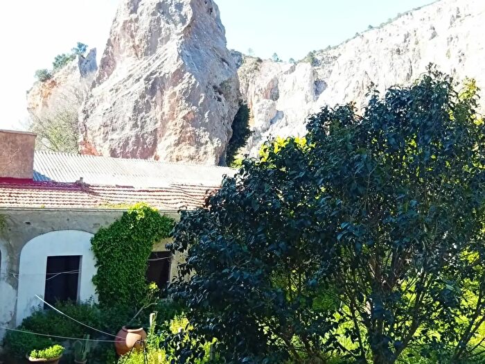 Appartamento con 5 locali in vendita in Vicopisano