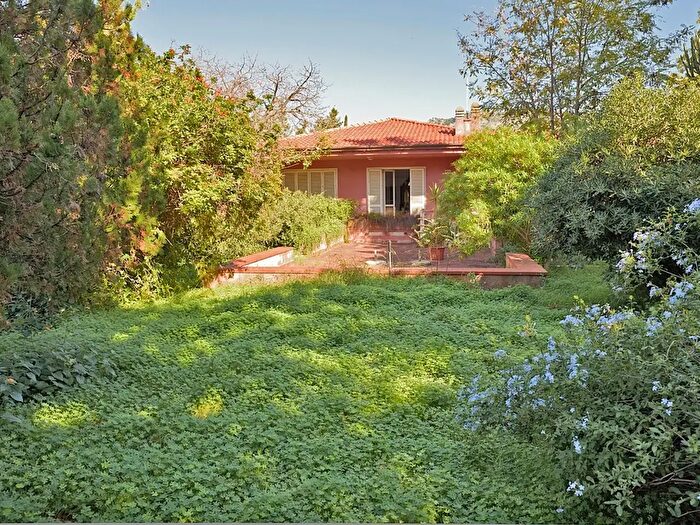 Casa con 9 locali in vendita in Via Giuseppe Lanza di Scalea, Palermo