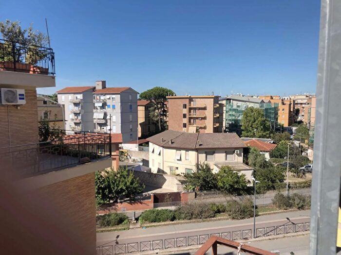 Appartamento quadrilocale in vendita in Via Emanuele Celesia, Roma