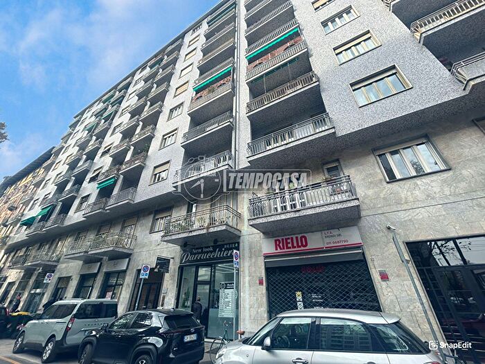 Appartamento trilocale in vendita in Torino