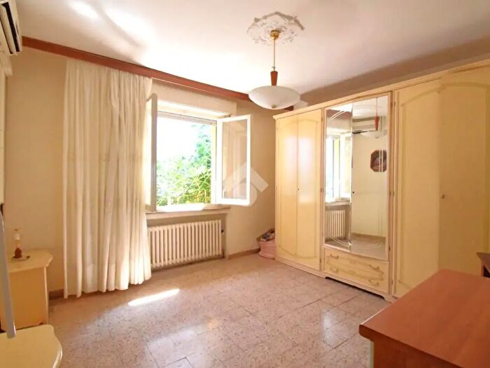 Casa quadrilocale in vendita in Viale Terni, Riccione