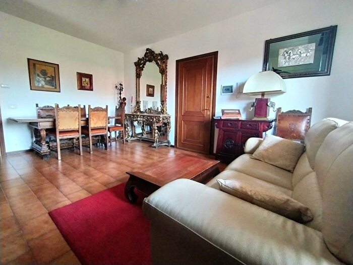 Appartamento trilocale in affitto in Via Giuseppe Ungaretti, Centro, Concorezzo