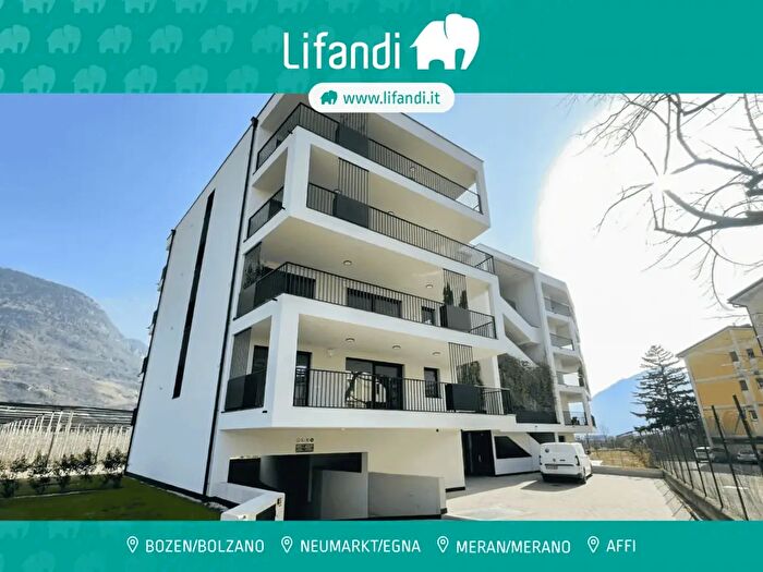 Appartamento bilocale in vendita in Romstraße Via Roma, Merano