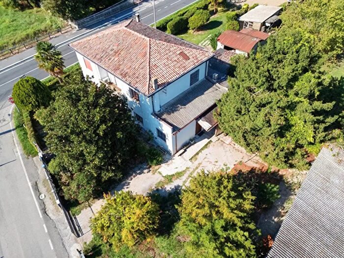 Casa trilocale in vendita in Via Fornasette di Sopra, Villa Estense