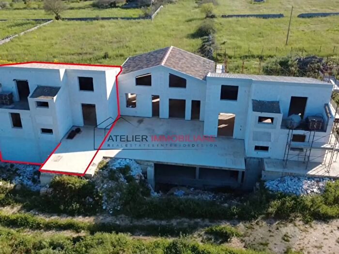 Casa con 7 locali in vendita in Cda Conservatore, Ragusa