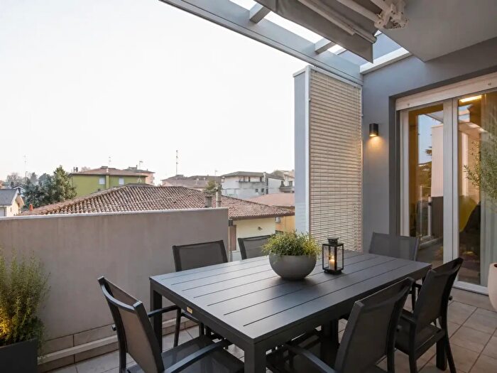 Appartamento quadrilocale in vendita in Via Ventiquattro Maggio, Cadoneghe