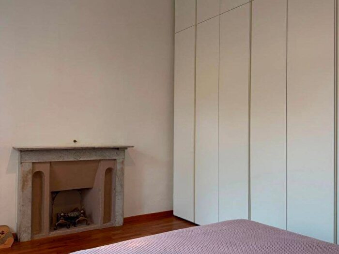 Appartamento con 6 locali in affitto in Via Giovanni da Verrazzano, Santa Croce, Firenze