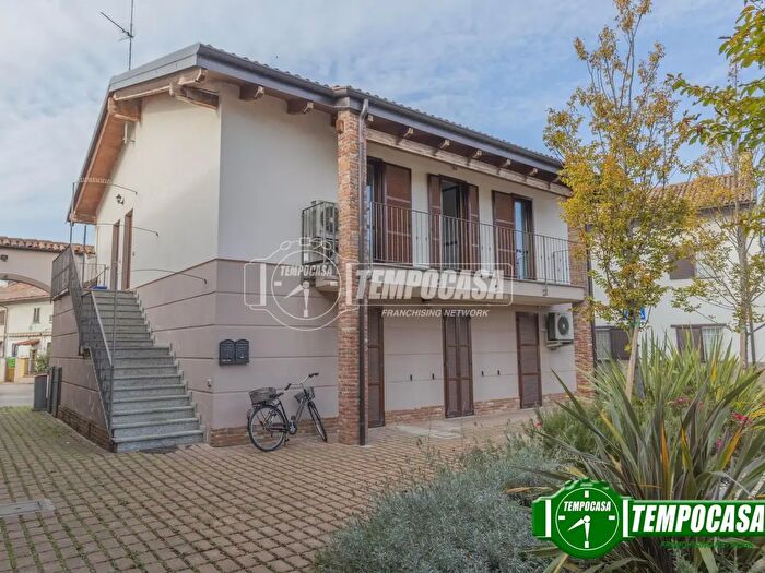 Appartamento trilocale in vendita in Via Matteotti, Linarolo