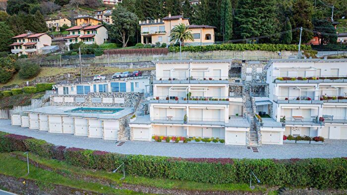 Appartamento trilocale in vendita in Dorio